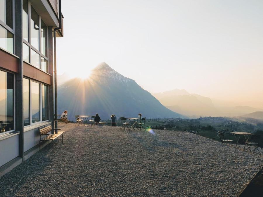 Auszeit-Hotel Z Aeschiried Aeschi Bei Spiez Εξωτερικό φωτογραφία